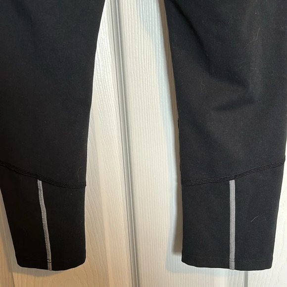 REI Co-Op women’s black cropped leggings size small - Picture 6 of 10